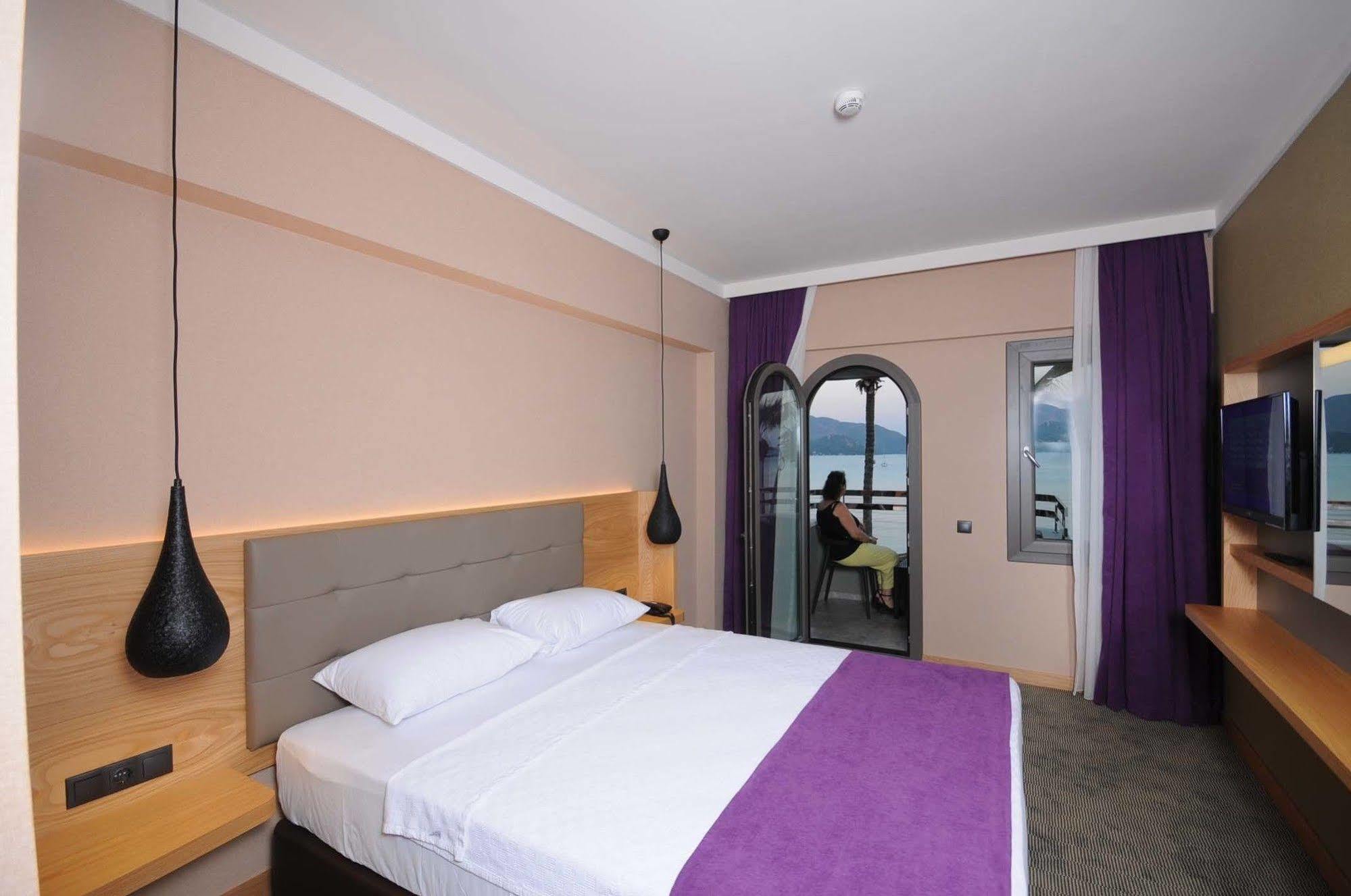 Candan Beach Hotel Marmaris Ngoại thất bức ảnh